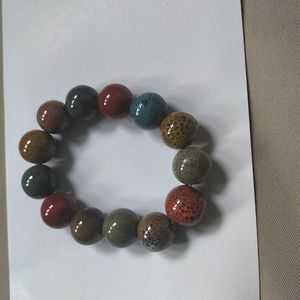 Beaded bracelet